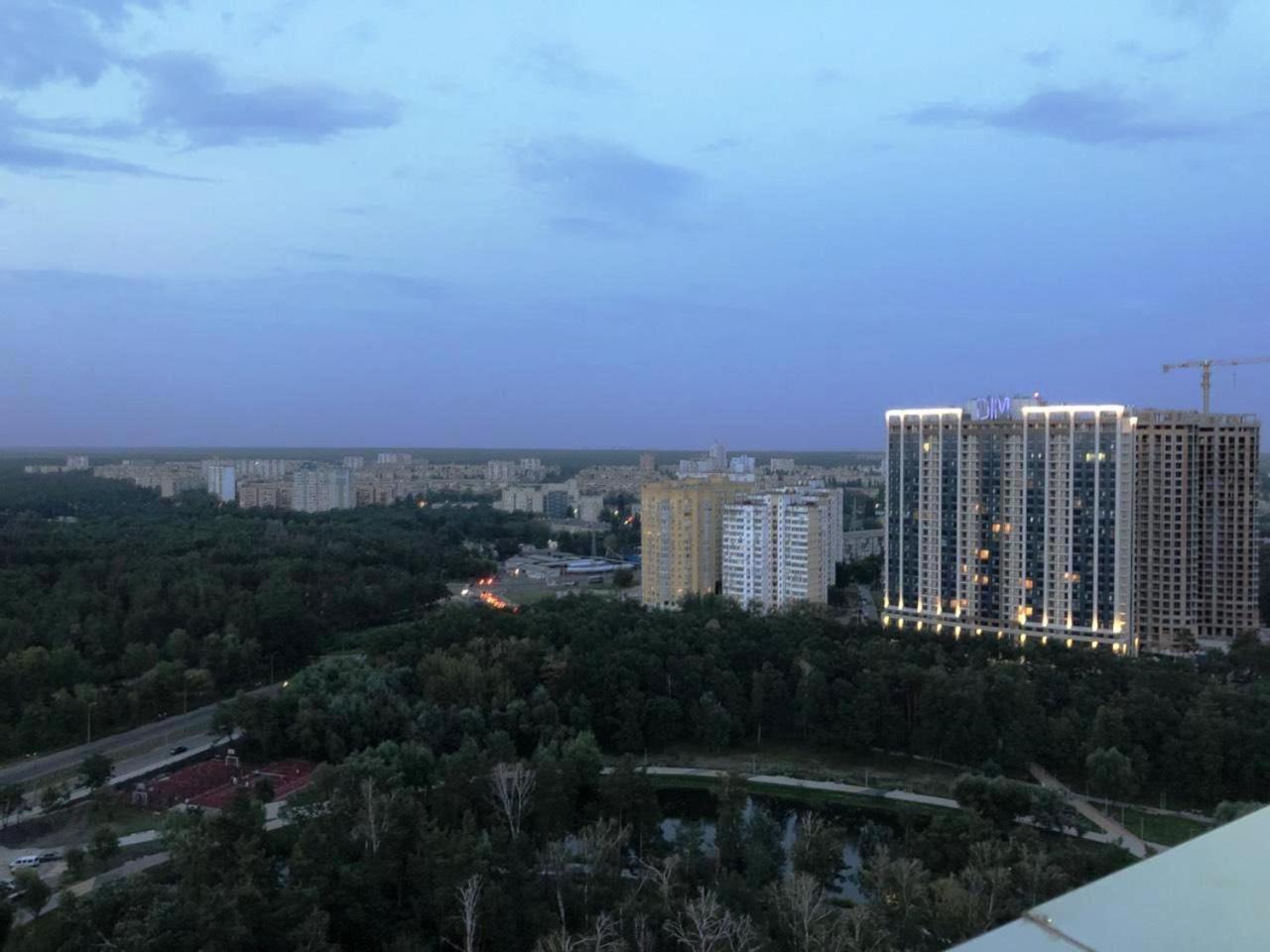 Апартаменты Квартира Парковые озера Киев Экстерьер фото